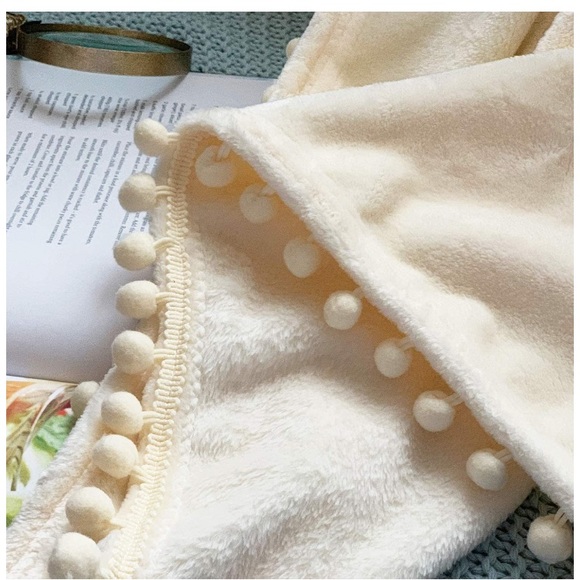 Light Cream Neutral Trendy Cute Pompom Fringe Chic Cozy Soft Throw Blanket - Picture 6 of 16